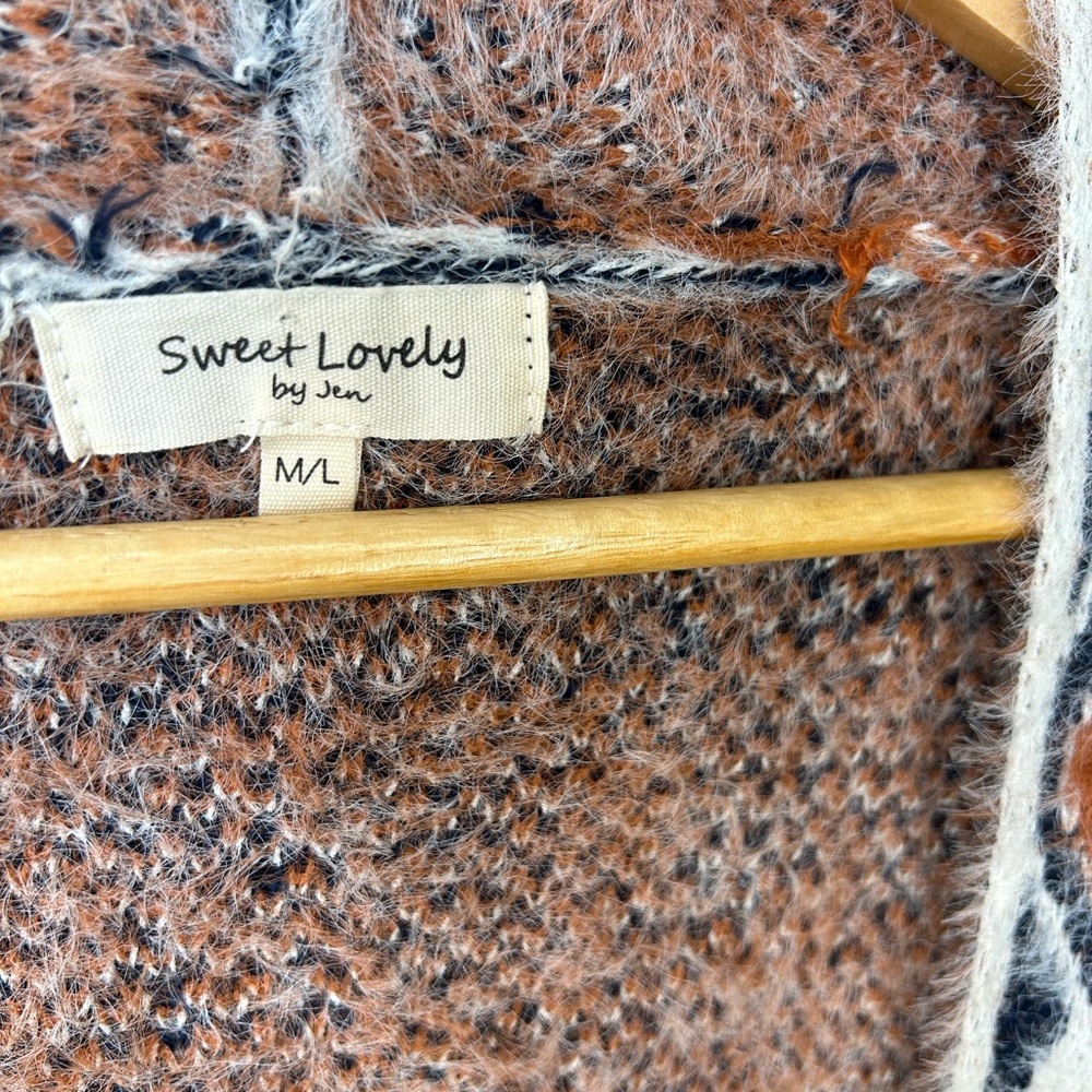 Patterned Cardigan - Picture 5 of 5